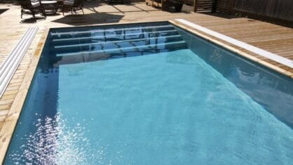 Gör din trädgård till en oas med en pool!