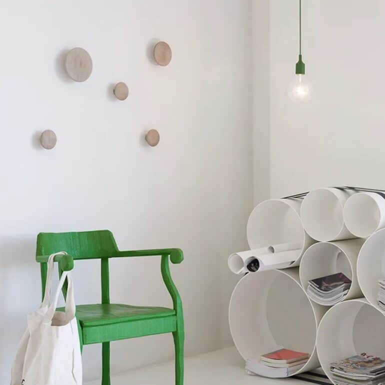 Muuto the dots klädkrok