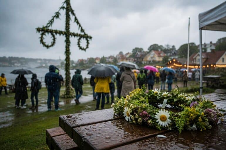 fira midsommar när det regnar göteborg