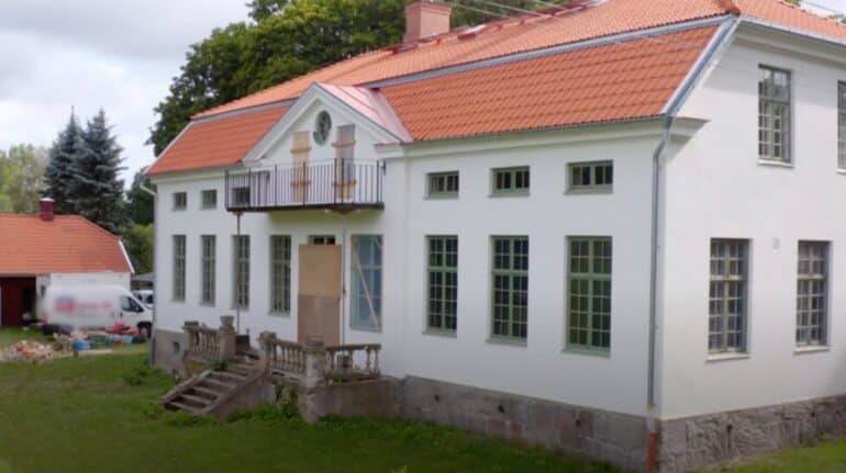 skola renovera hömb