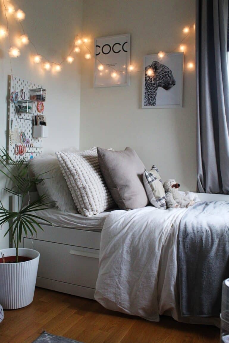 Sovrum grått mysigt