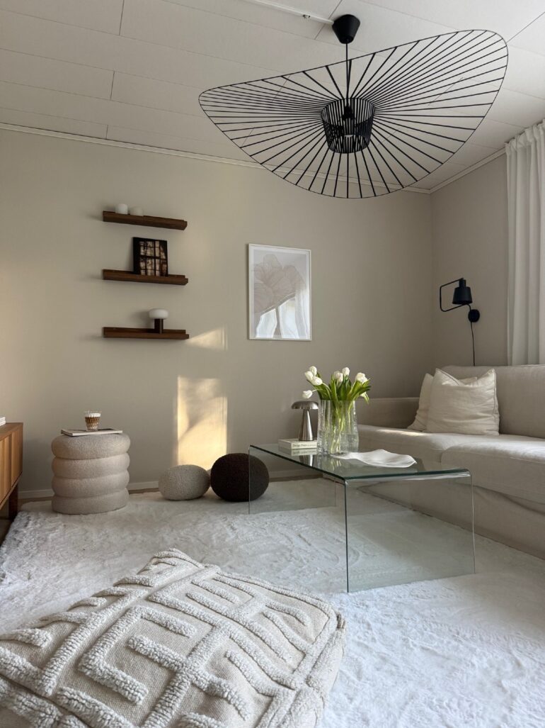 beige vardagsrum inspiration