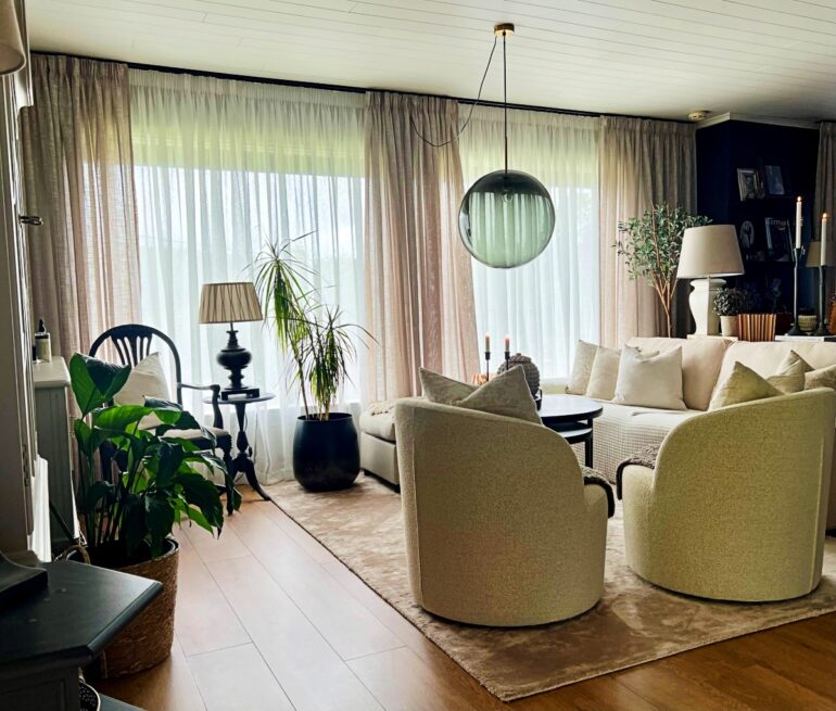 beige vardagsrum inspo