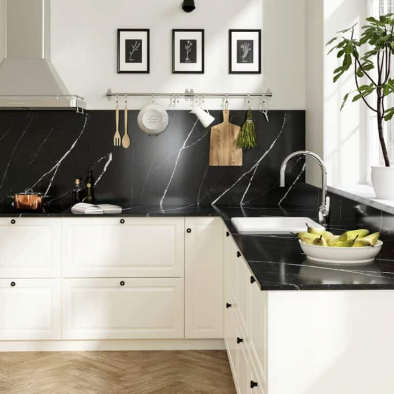 RÅHULT Måttbeställd väggplatta, svart vit ikea