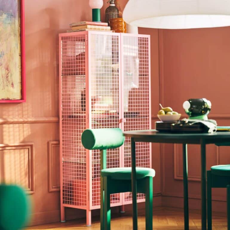 IKEA PS 2026 Vitrinskåp, ljusrosa,nyhet ikea