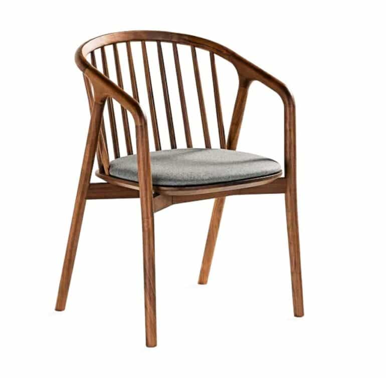 mörk matStol med ribbor